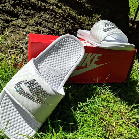 Bling Nike slides - Picture 3 of 3